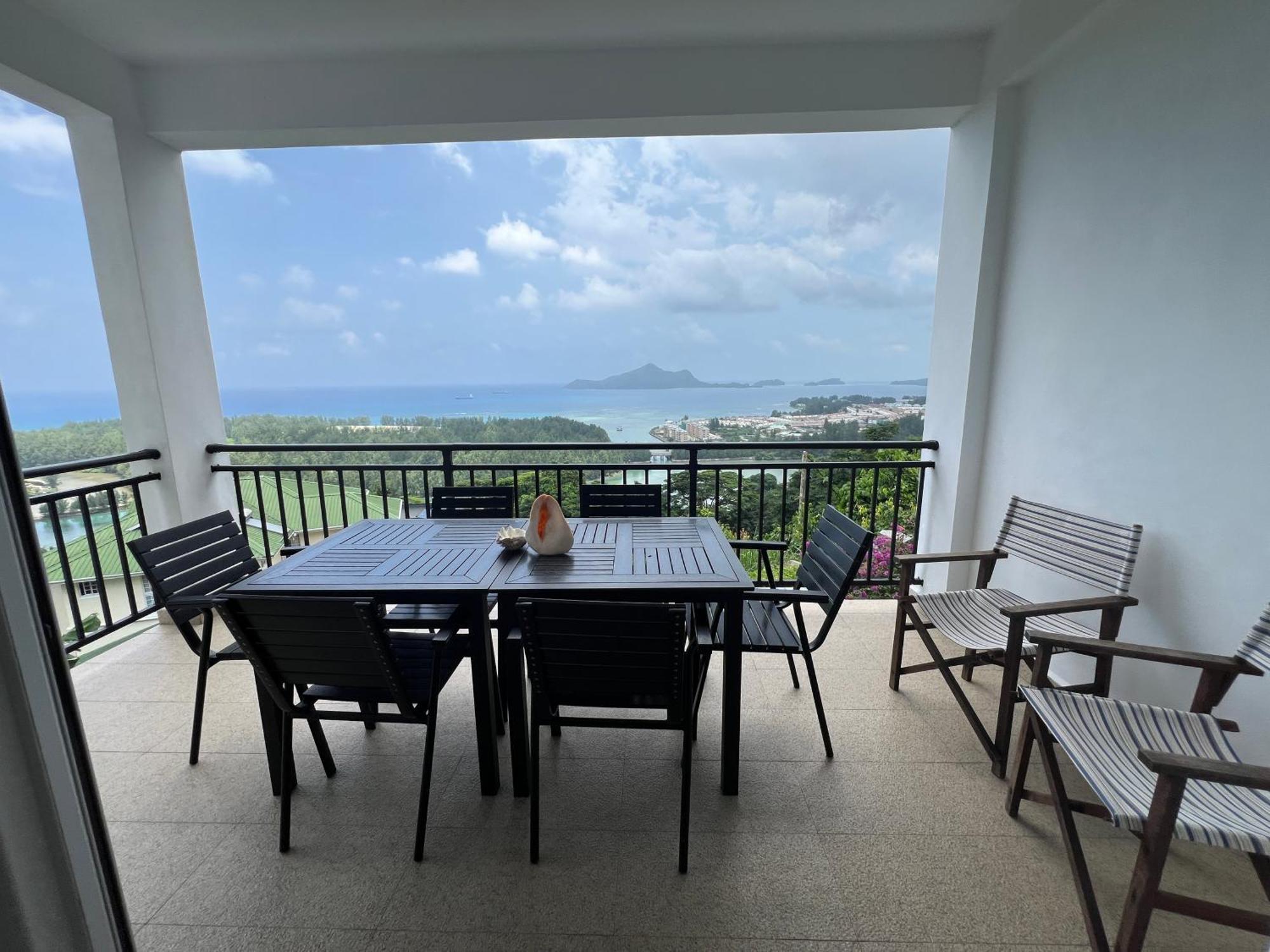 Апартаменты Creole Pearl Self-Catering Виктория Экстерьер фото