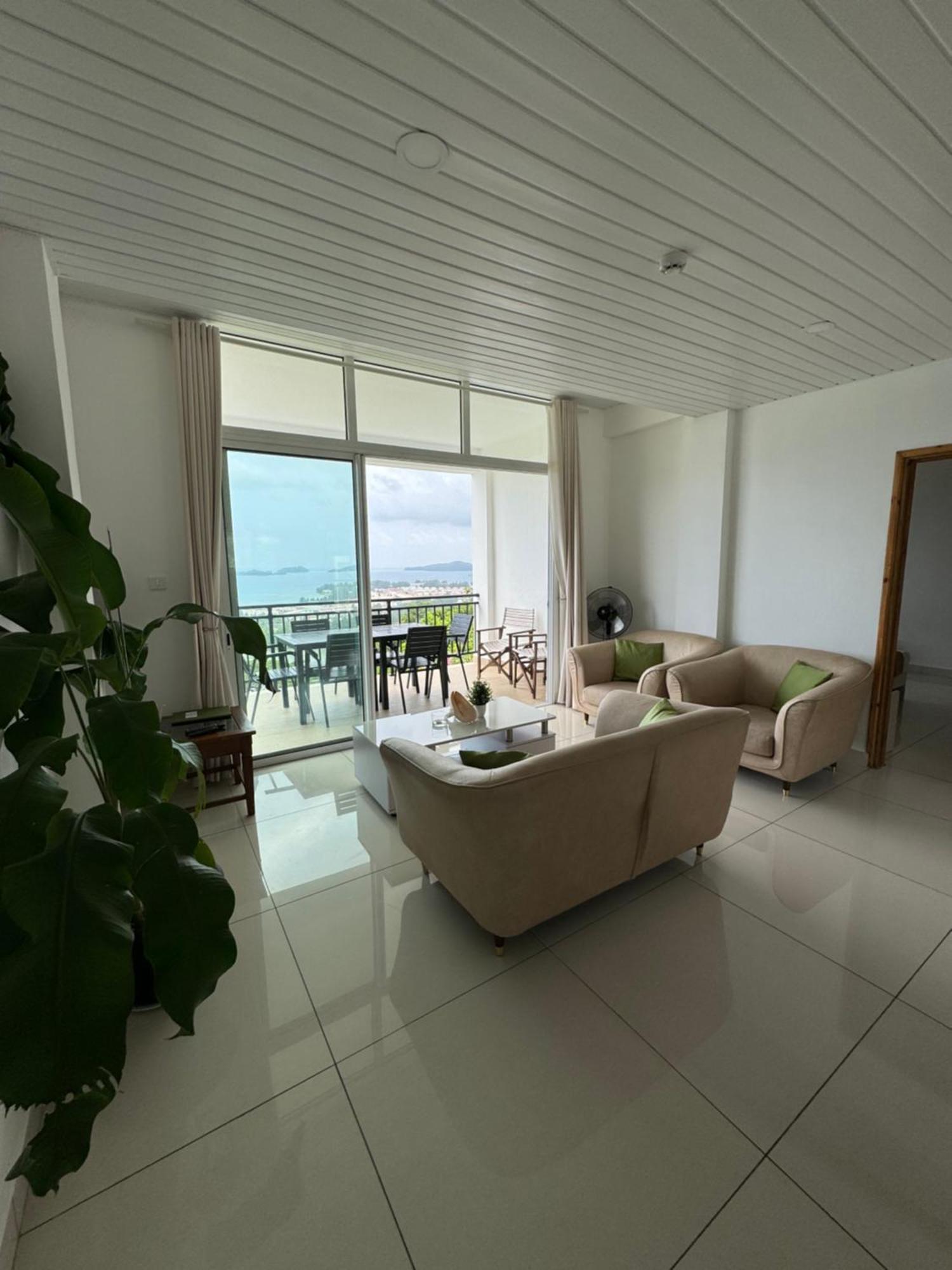 Апартаменты Creole Pearl Self-Catering Виктория Экстерьер фото